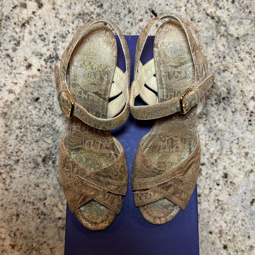 Stuart Weitzman Wedge Heel Sandal, Turtle Cashew Suede, Size 6.5 AA